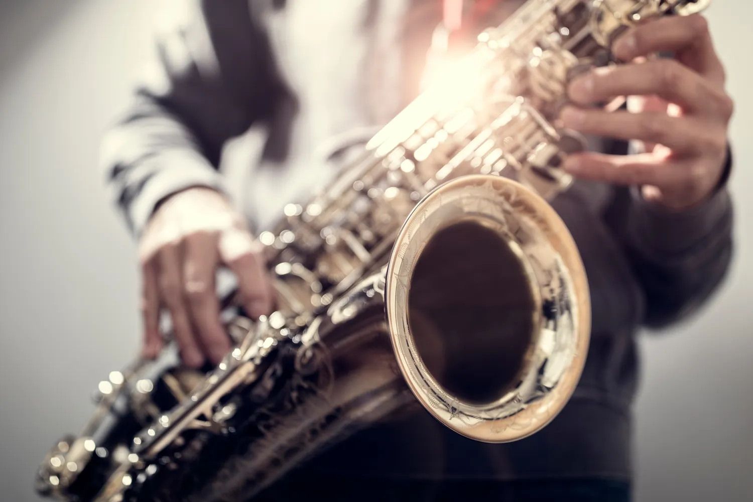 Ile oktaw ma saksofon altowy?